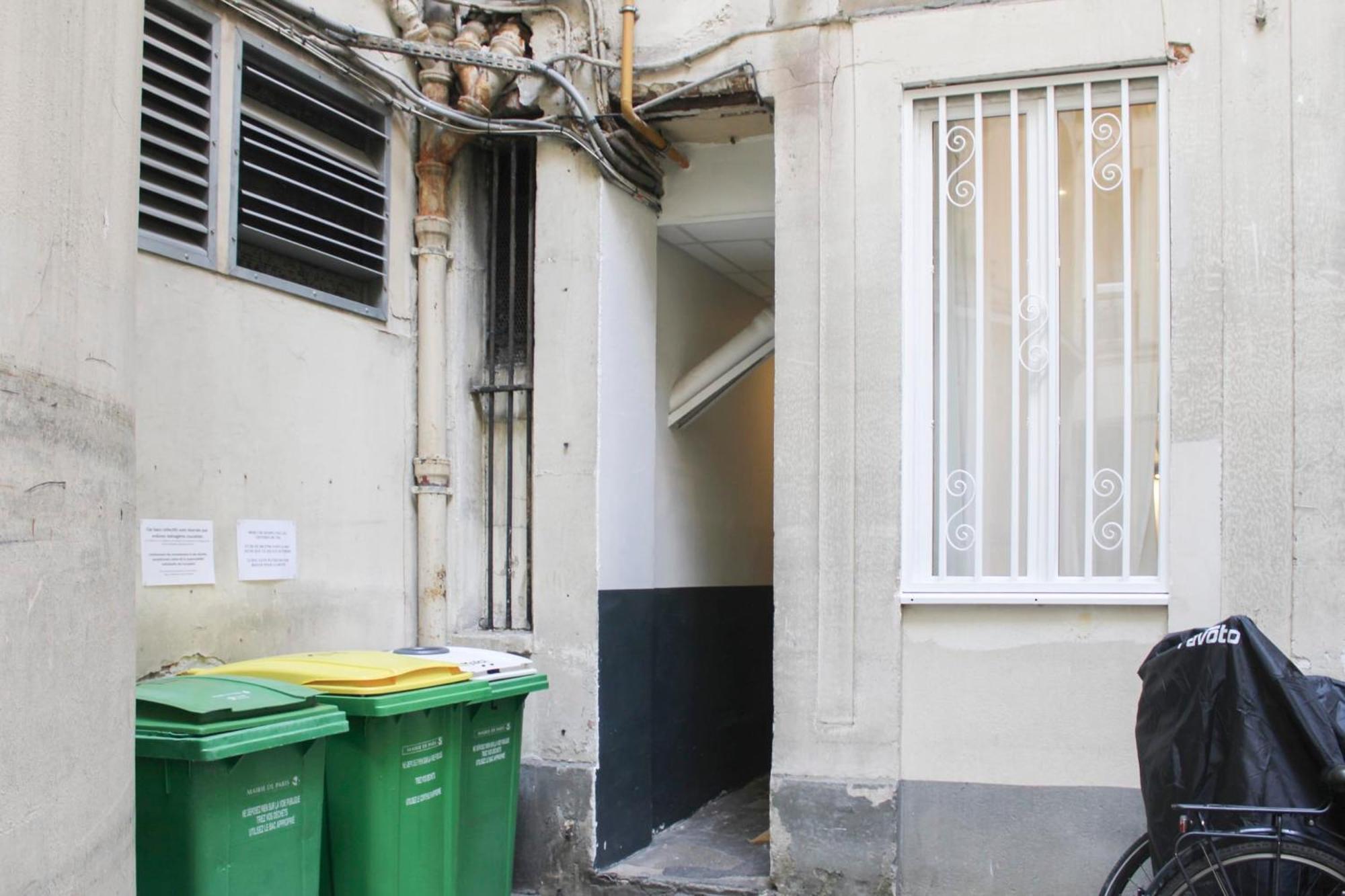 15m - 3p - Gare De L'est Apartment *